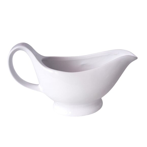 White Ceramic Gravy Boat By Cordon Bleu - Microwave Dishwasher & Oven Safe - Ele - Picture 1 of 7